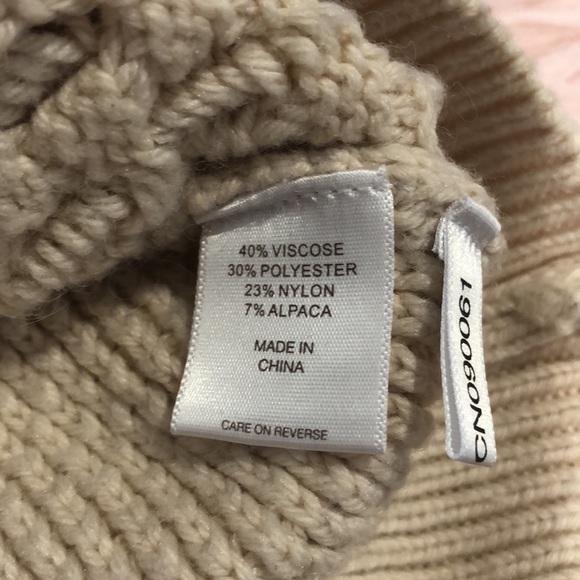 New York & Company Eva Mendes cream sweater large - Picture 6 of 8